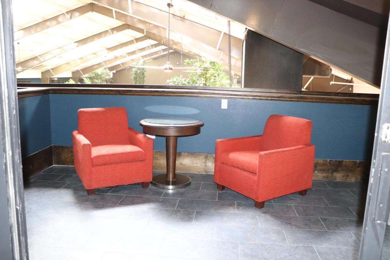 Historic Cow Palace Inn Lamar Extérieur photo